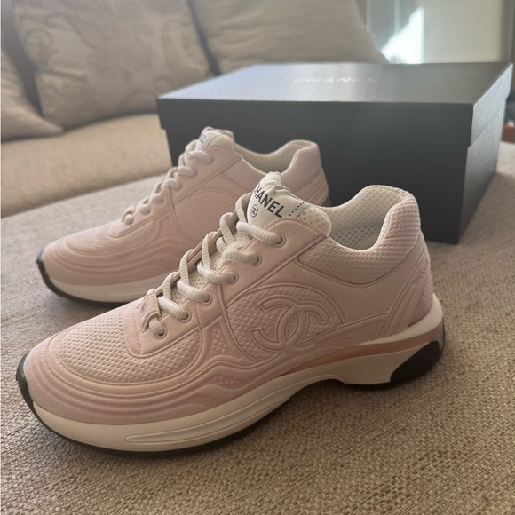 Pink Chanel sneakers - Picture 1 of 9